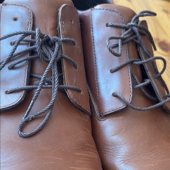 Timberland Brown Leather Oxfords with Classic Design - Picture 6 of 13